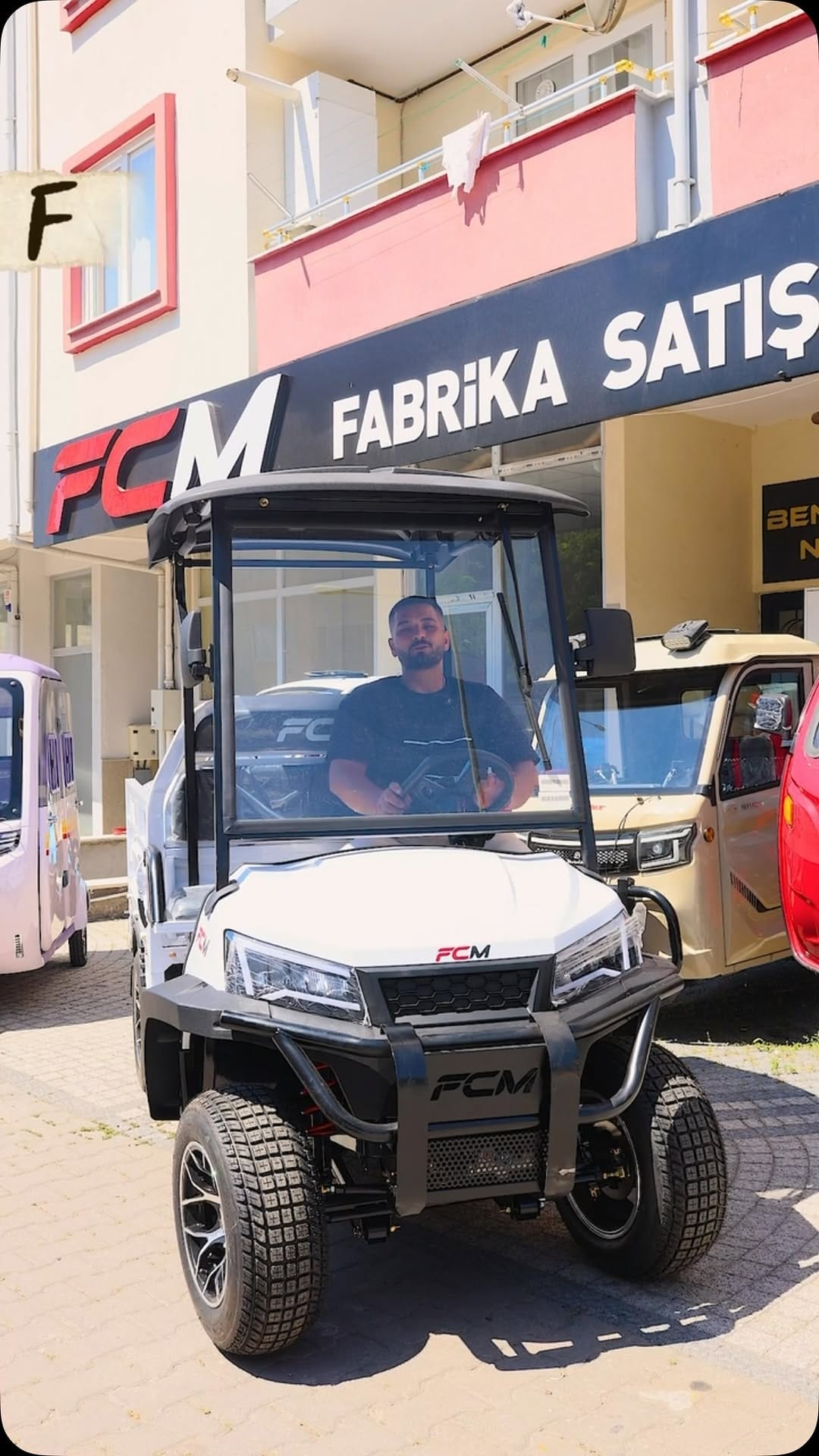 Post 7 by Reis Motors on Instagram (video)