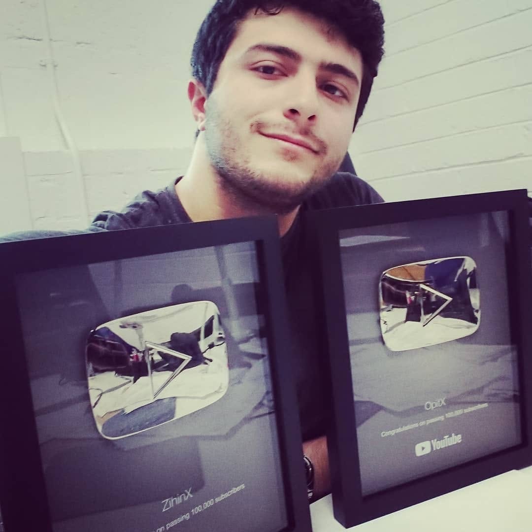 Post 10 by ZehinX on Instagram (image)