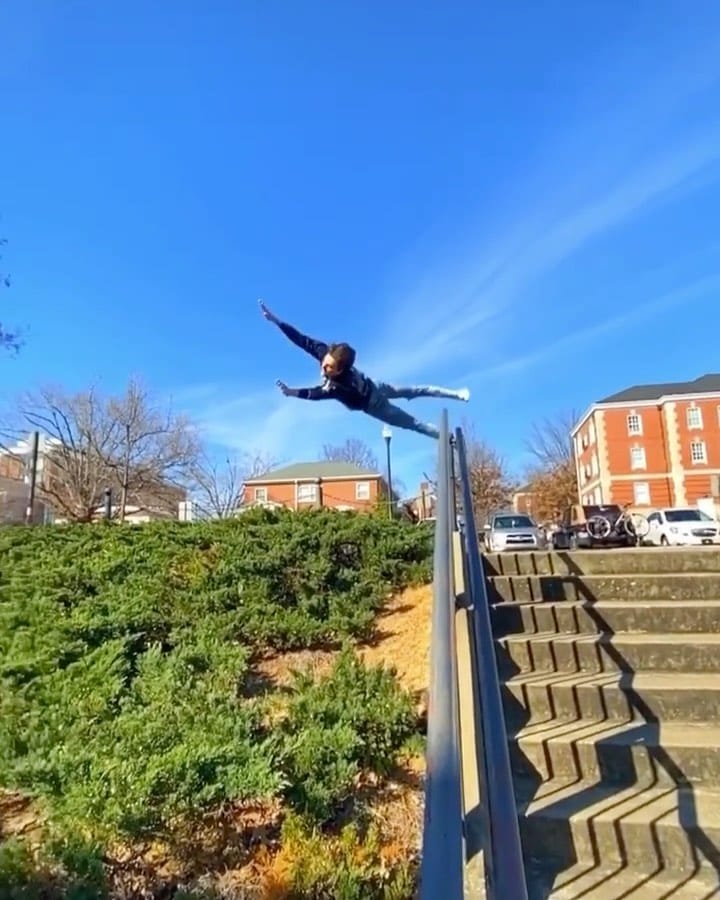 Post 5 by Awesome People on Instagram (video)