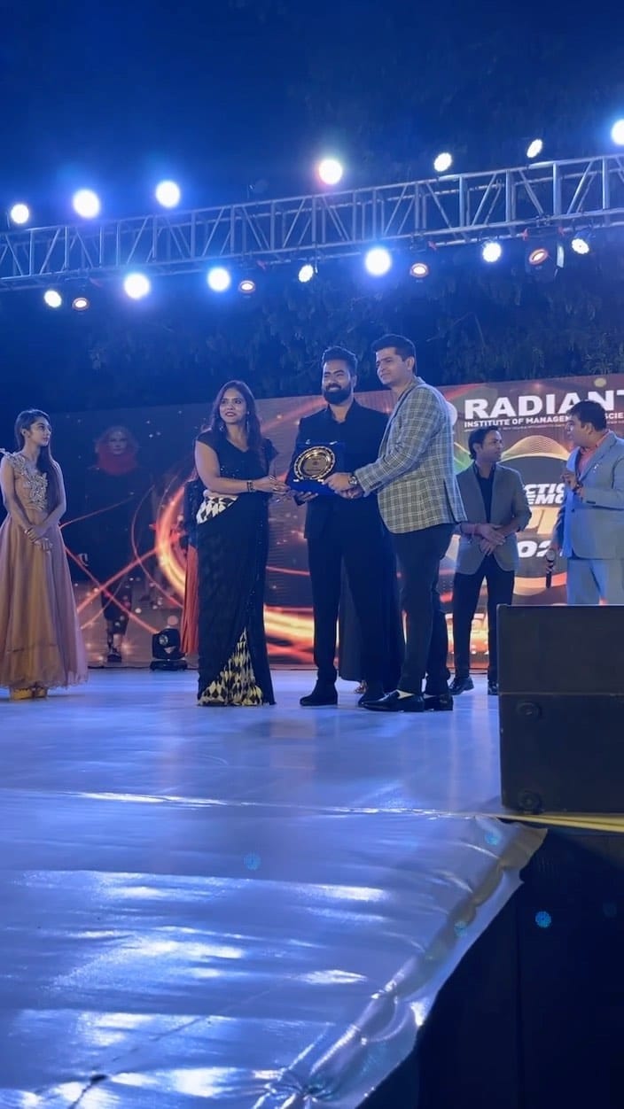 Post 7 by Salim Khan on Instagram (video)