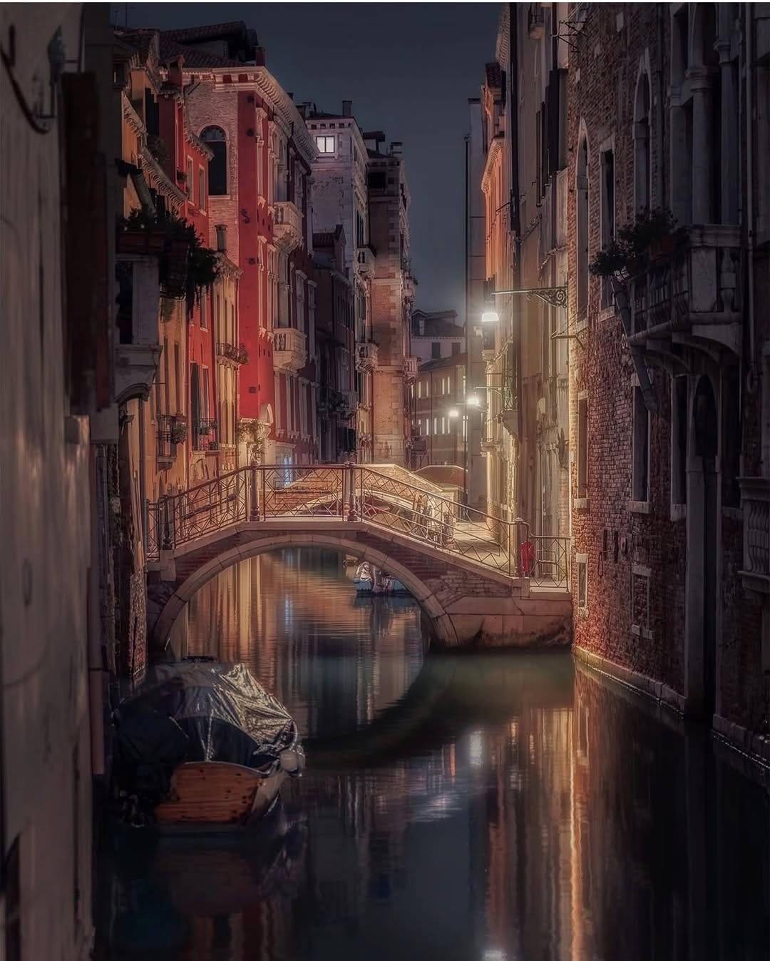 Post 10 by ! IG ⊕ VENETO ® on Instagram (image)