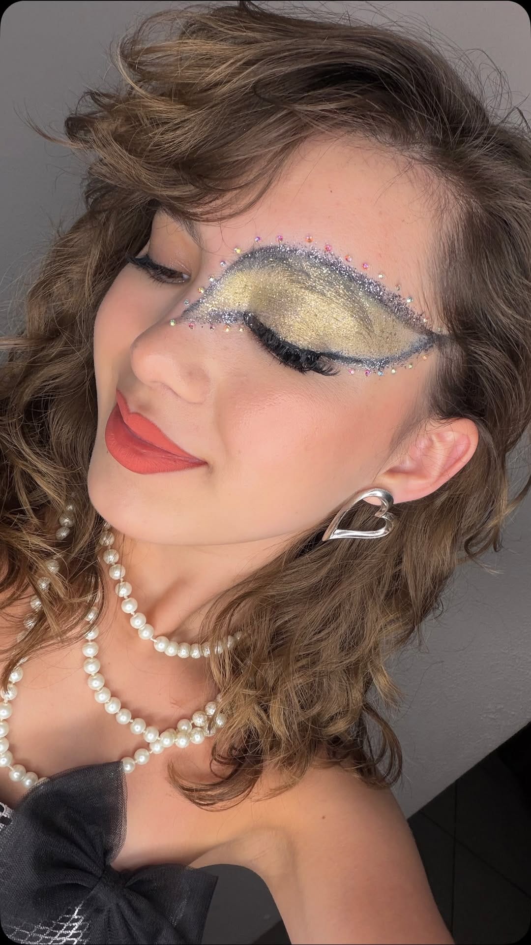 Post 1 by Nazlı Akköse on Instagram (video)