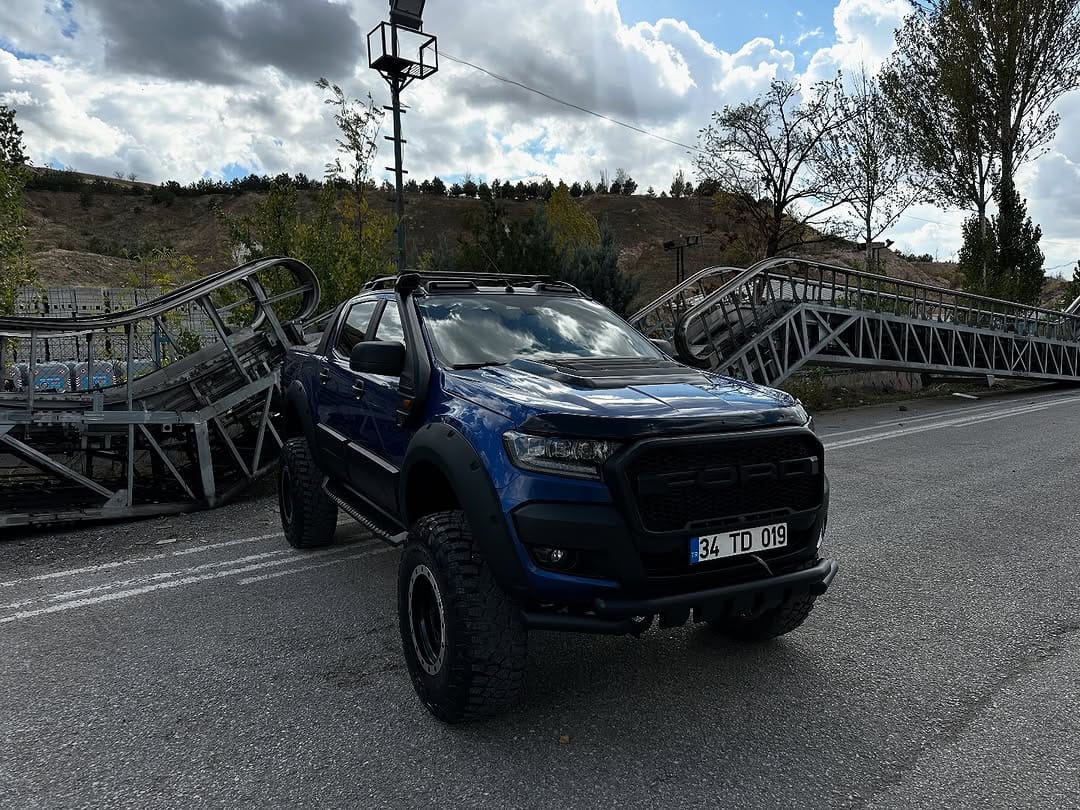 Post 2 by Hidrosan Off-Road Garage on Instagram (carousel)