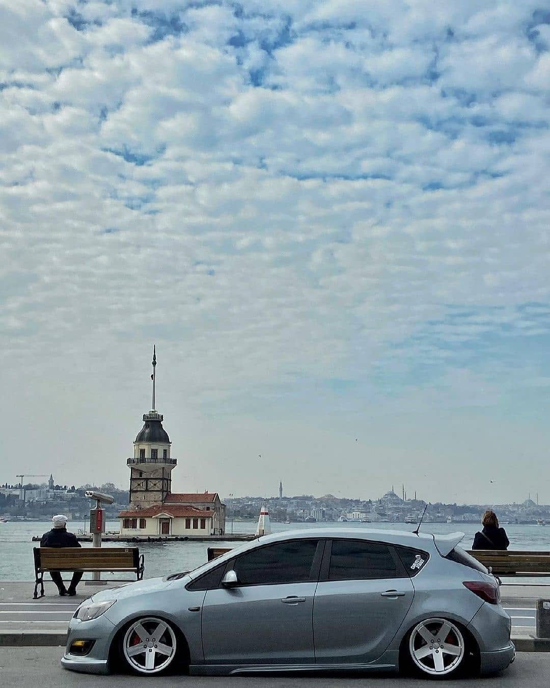 Post 4 by 🗣 YERLE BİR OLMUŞ HAYATLAR 🚘 on Instagram (image)