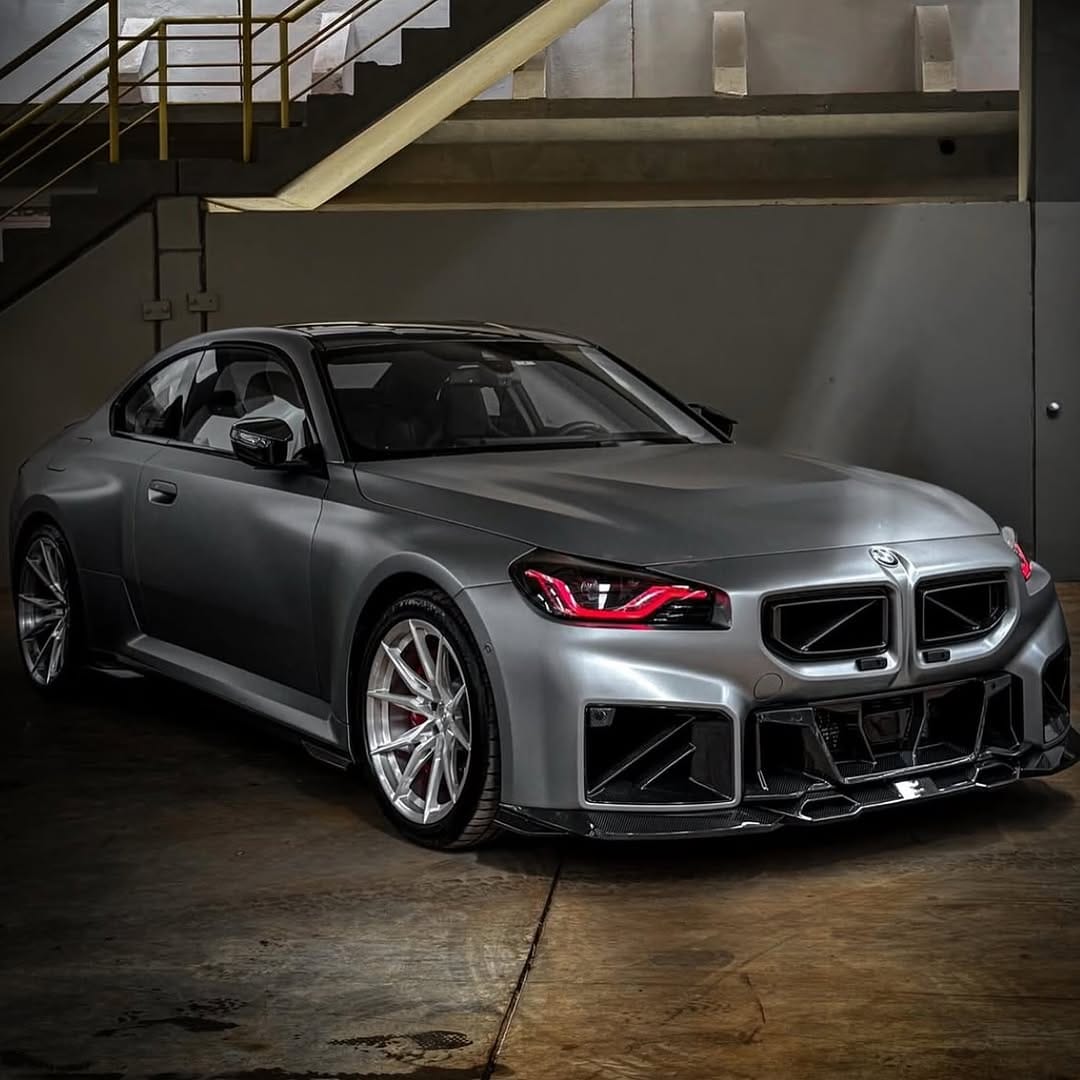 Post 6 by BMW ///M Brasil on Instagram (carousel)