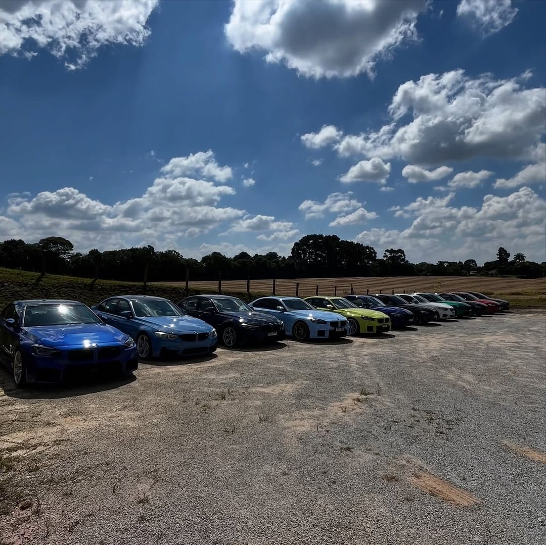 Post 2 by BMW ///M Brasil on Instagram (carousel)