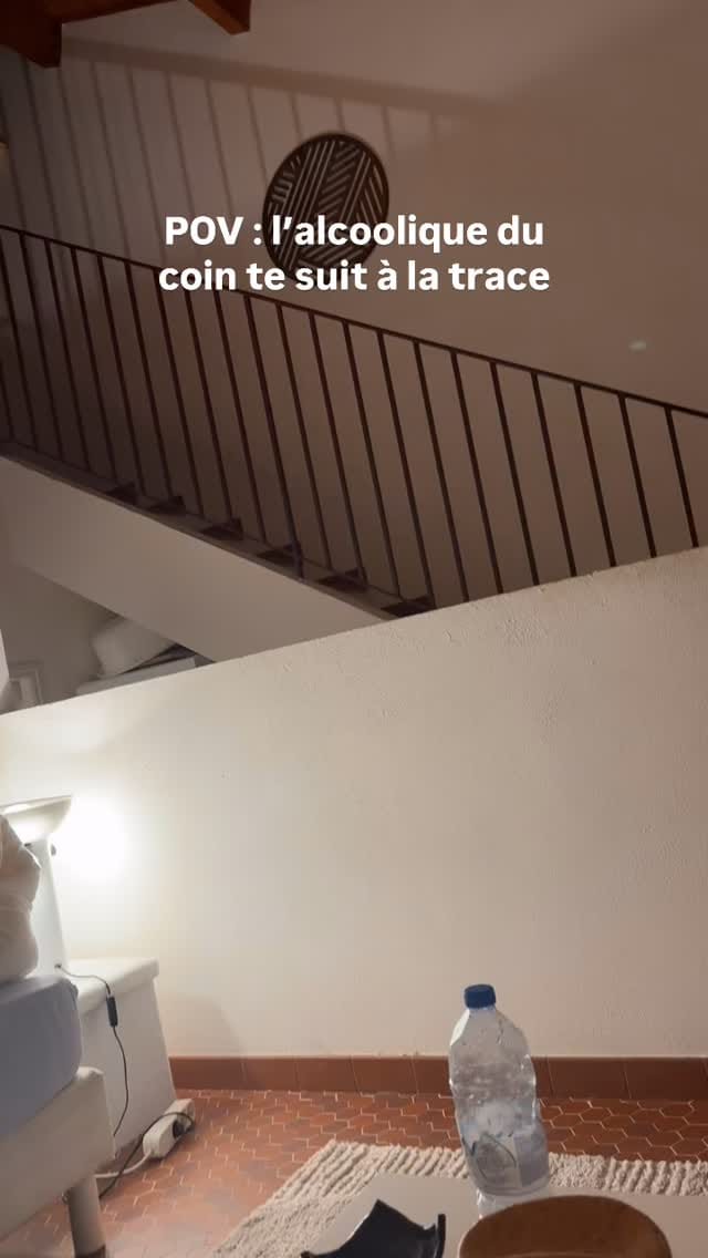 Post 6 by les réservistes on Instagram (video)