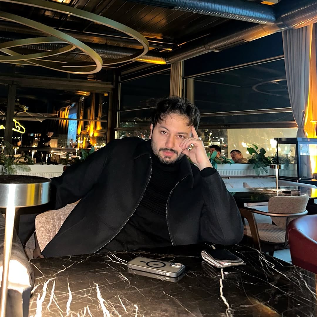 Post 4 by 𝐙𝐚𝐟𝐞𝐫 𝐓𝐨𝐤𝐥𝐮𝐜𝐮 on Instagram (image)