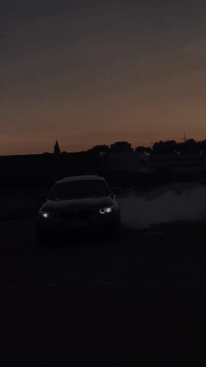 Post 1 by Alihan E36 Graphiteblue on Instagram (video)