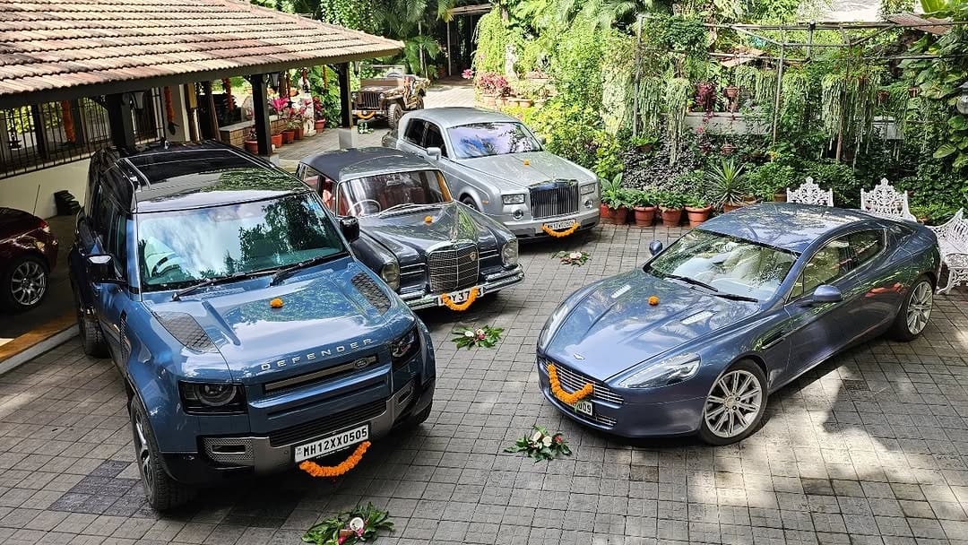Post 6 by Tanmay Ingawale on Instagram (carousel)