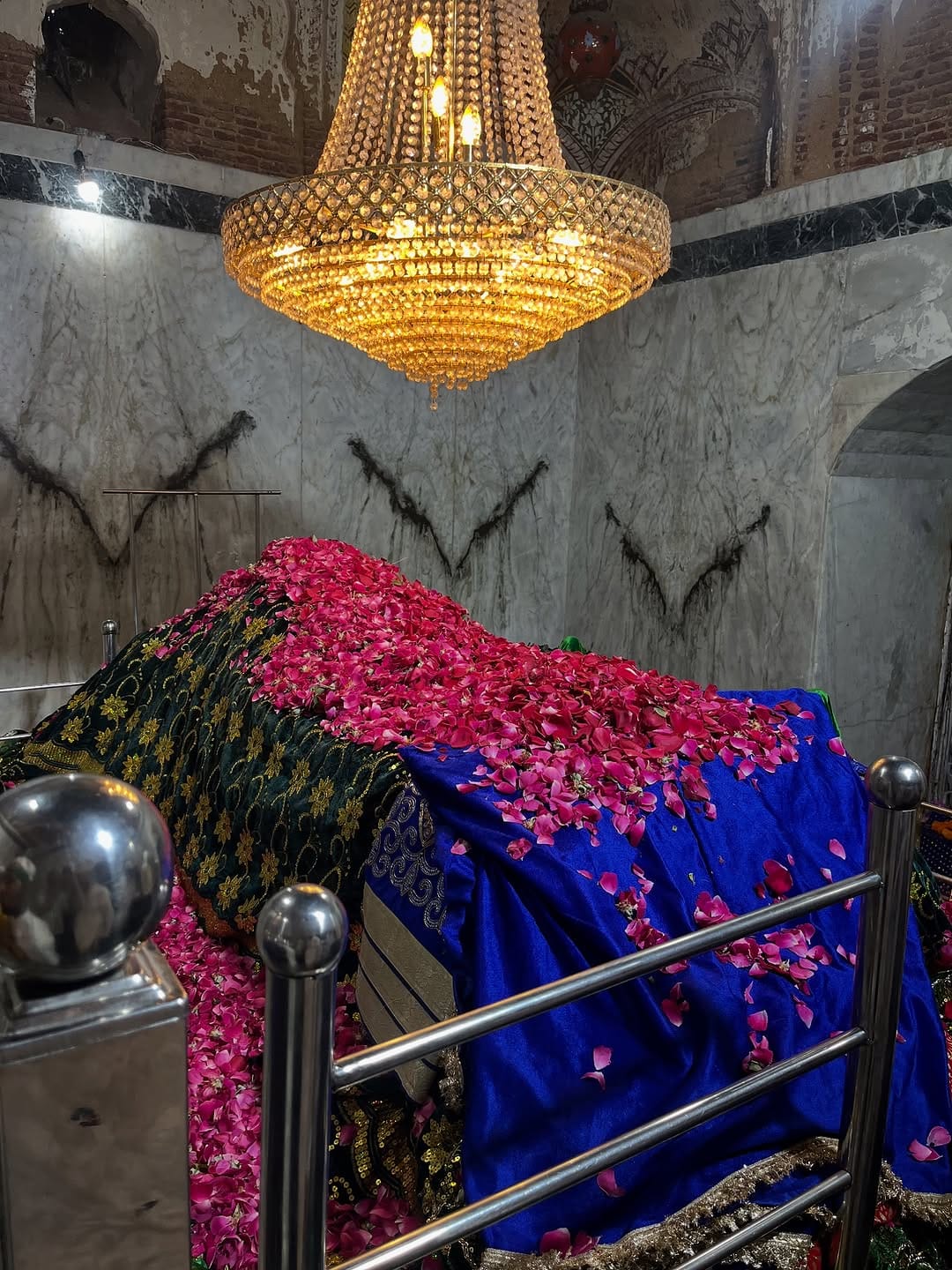 Post 6 by Khwaja Garib Nawaz on Instagram (image)