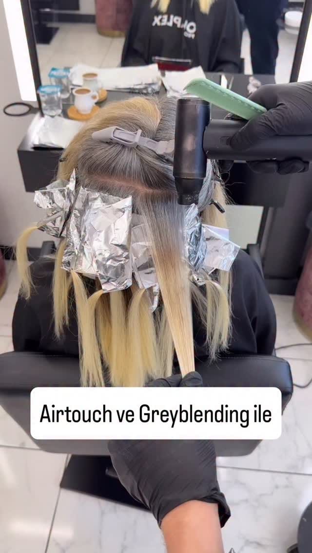 Post 10 by THE SAVAGE HAIR STUDIO on Instagram (video)