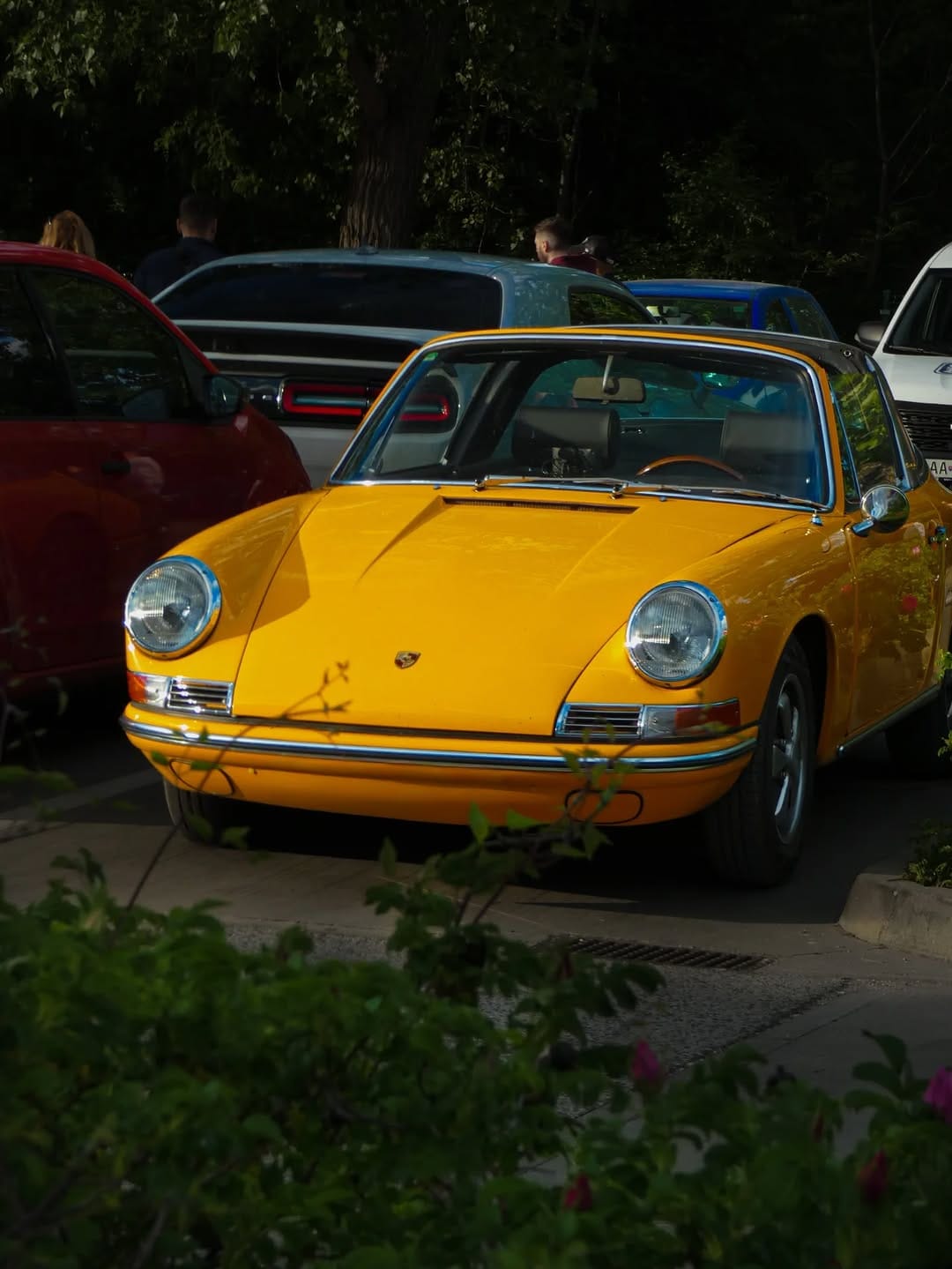 Post 1 by 912&911 Porsches 🧬 on Instagram (carousel)