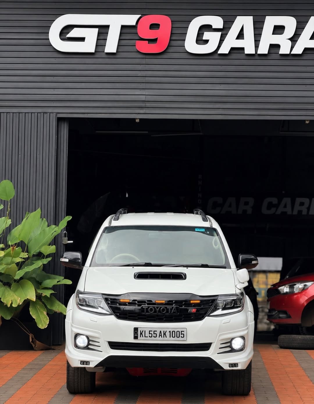 Post 2 by GT9 CAR CARE CHERPULASSERY on Instagram (image)