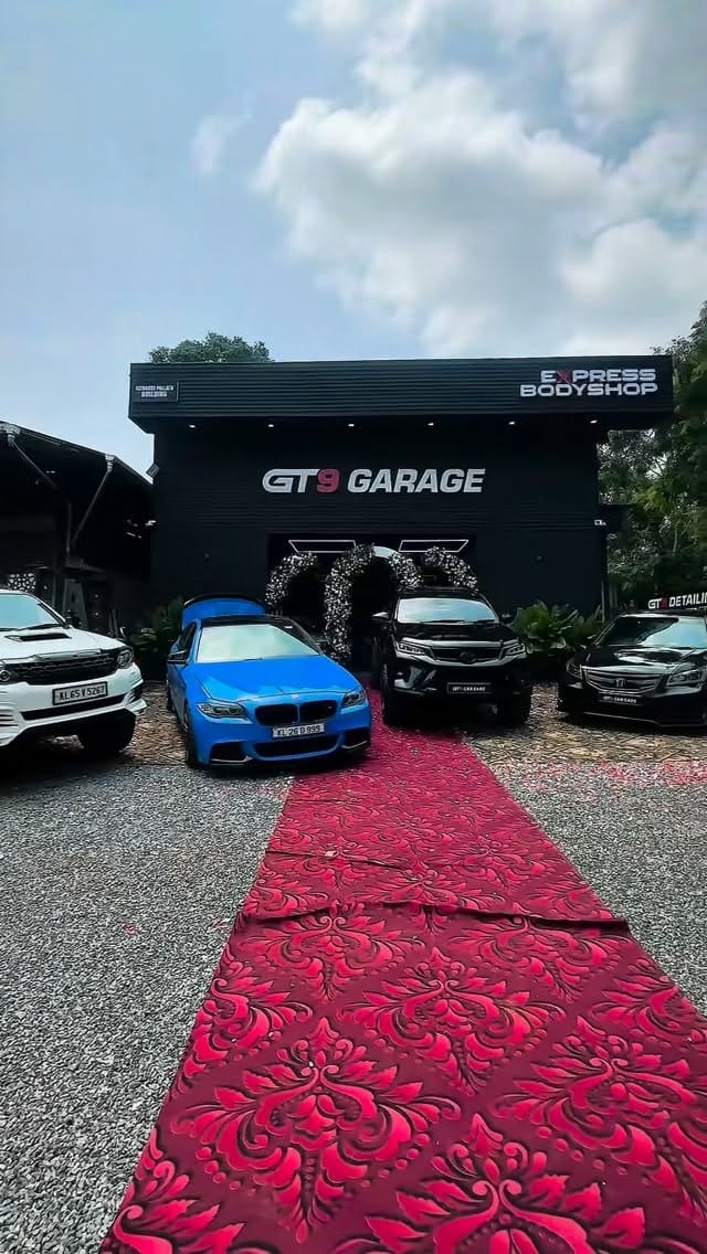 Post 7 by GT9 CAR CARE CHERPULASSERY on Instagram (video)