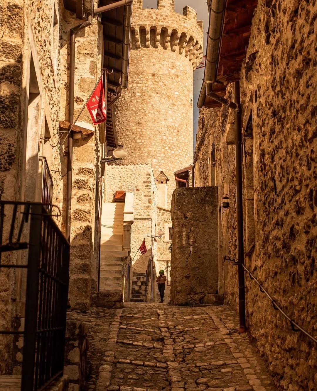 Post 2 by IG ⊕ L'AQUILA ® on Instagram (image)