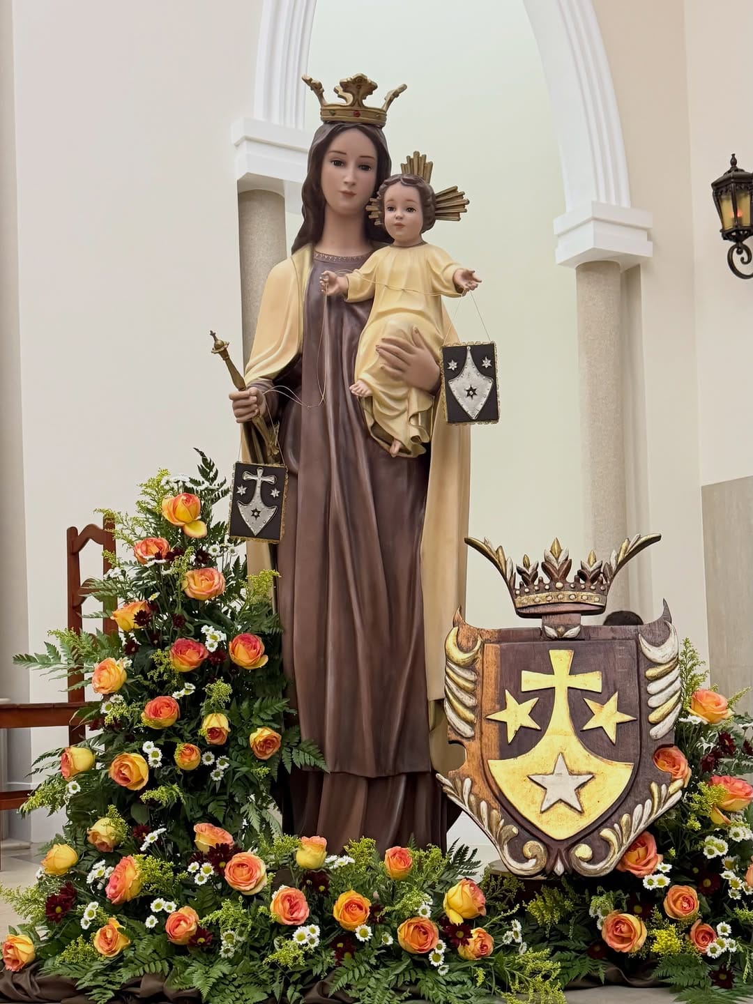 Post 7 by Diocese de Patos de Minas on Instagram (carousel)