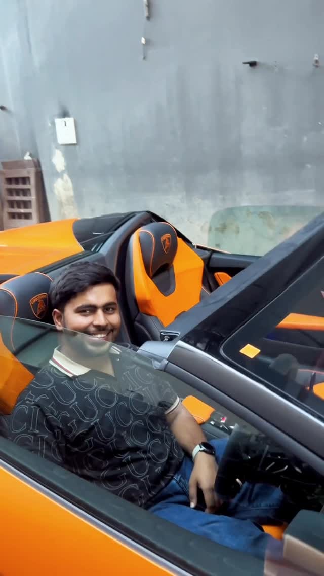 Post 3 by Tejas Chugh on Instagram (video)