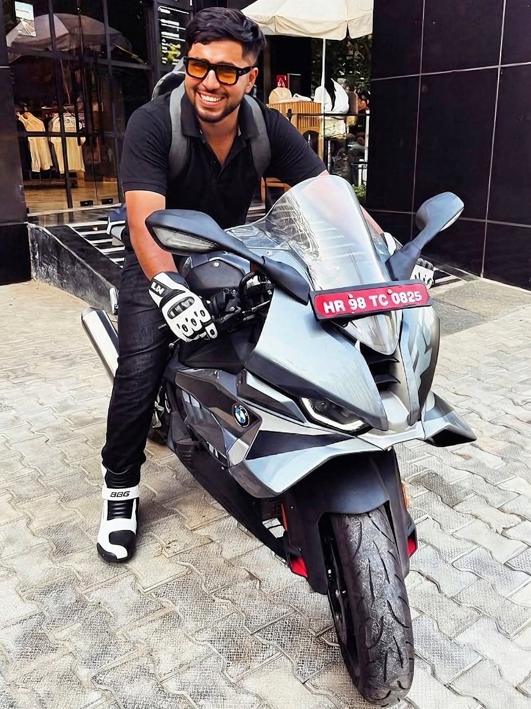 Post 2 by Tejas Chugh on Instagram (image)