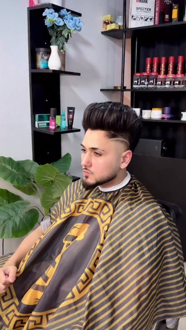Post 8 by Raman😎 on Instagram (video)