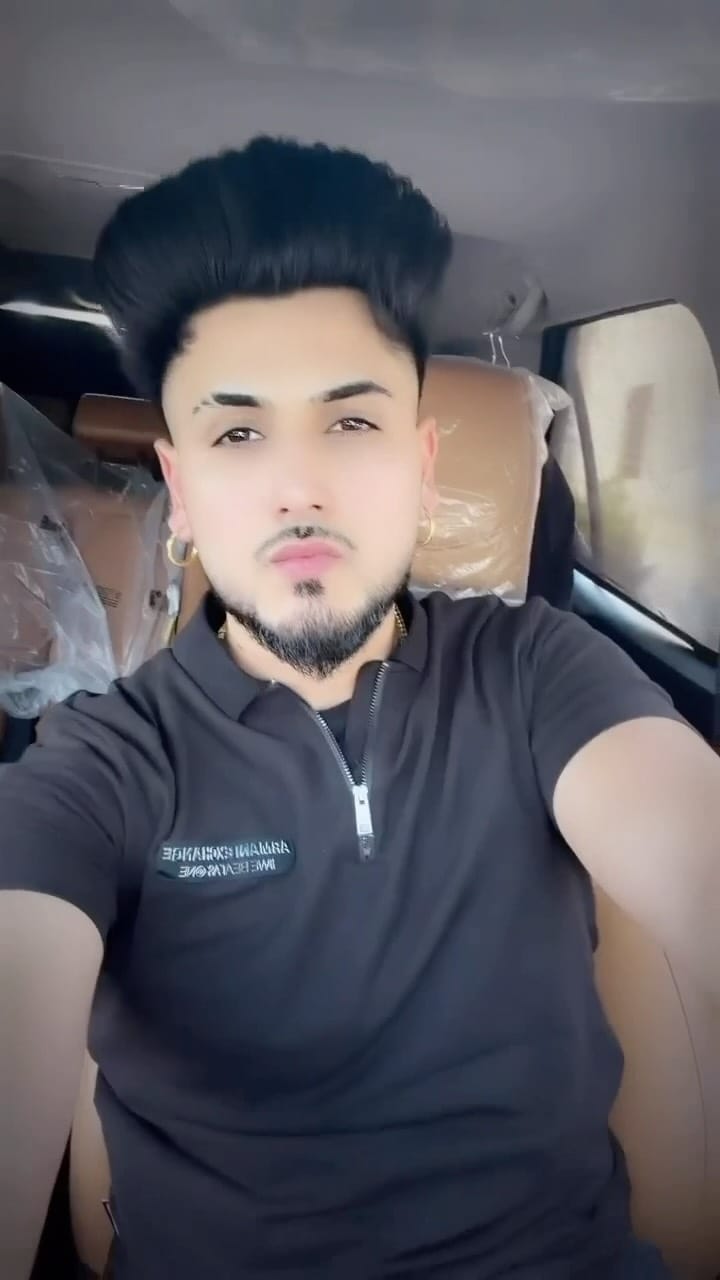 Post 1 by Raman😎 on Instagram (video)