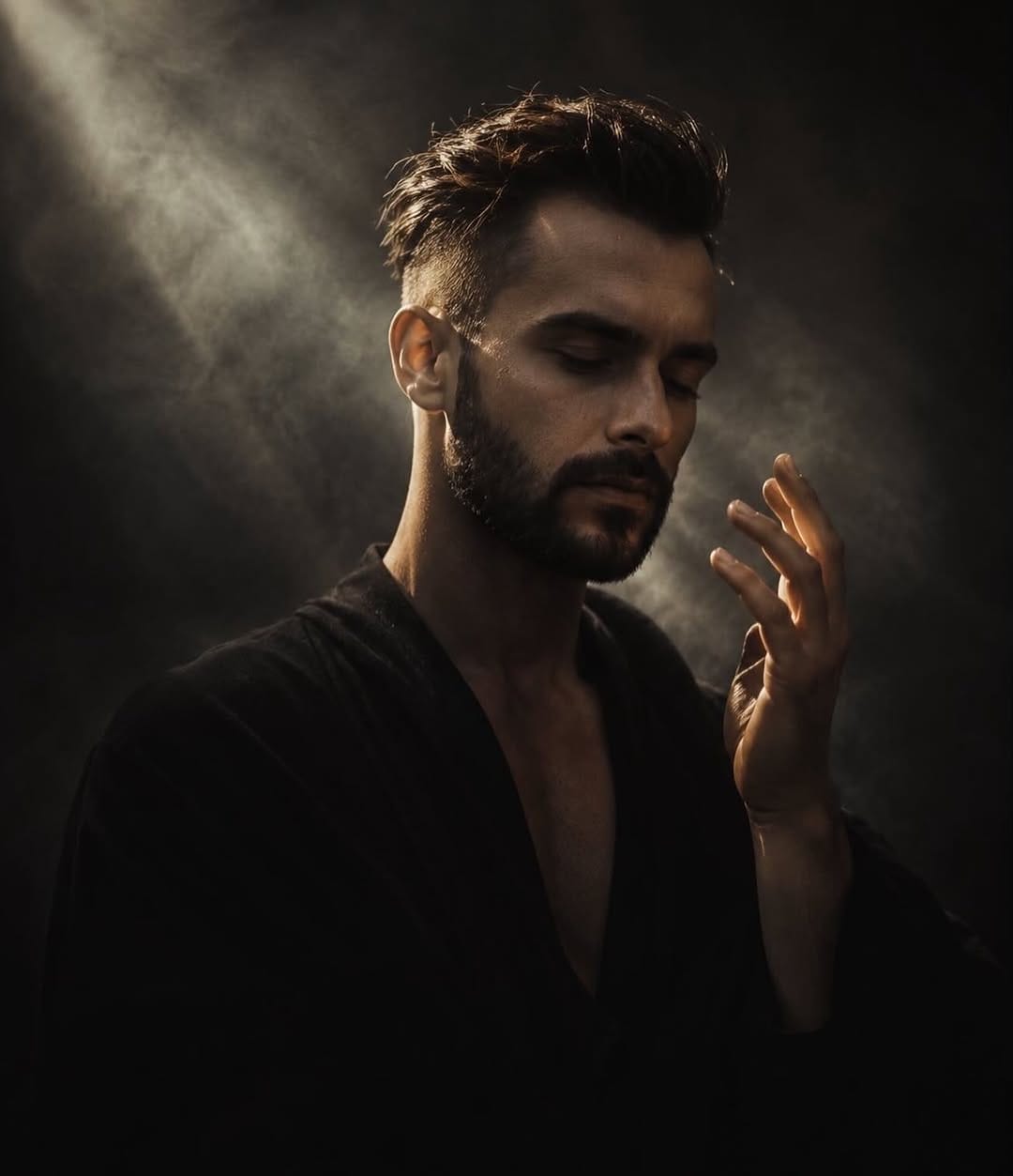 Post 1 by ♠️𝓔𝓶𝓲𝓻𝓪𝓵 𝓫𝔂𝓴 ♠️ on Instagram (image)