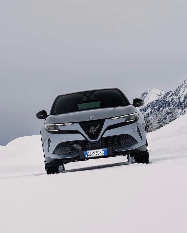 Post 1 by Alfa Romeo Sverige on Instagram (carousel)