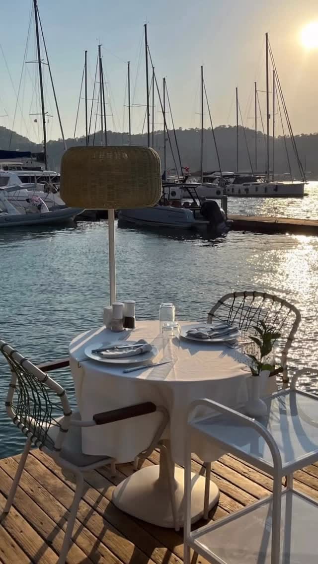 Post 3 by Nihal on Instagram (video)