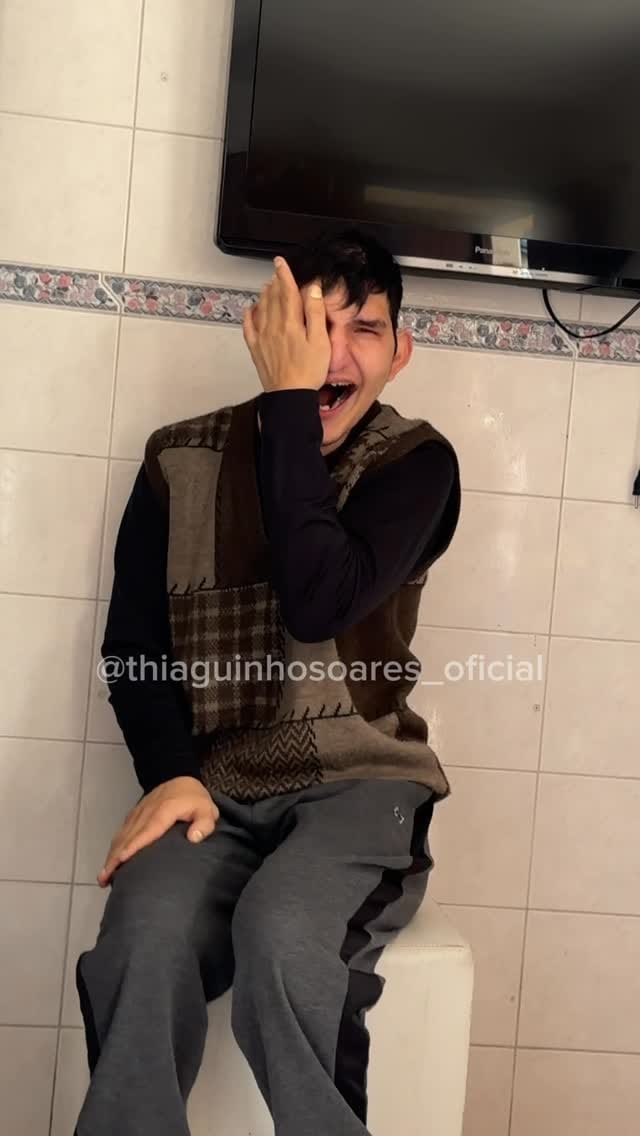 Post 3 by Thiaguinho Soares Oficial on Instagram (video)
