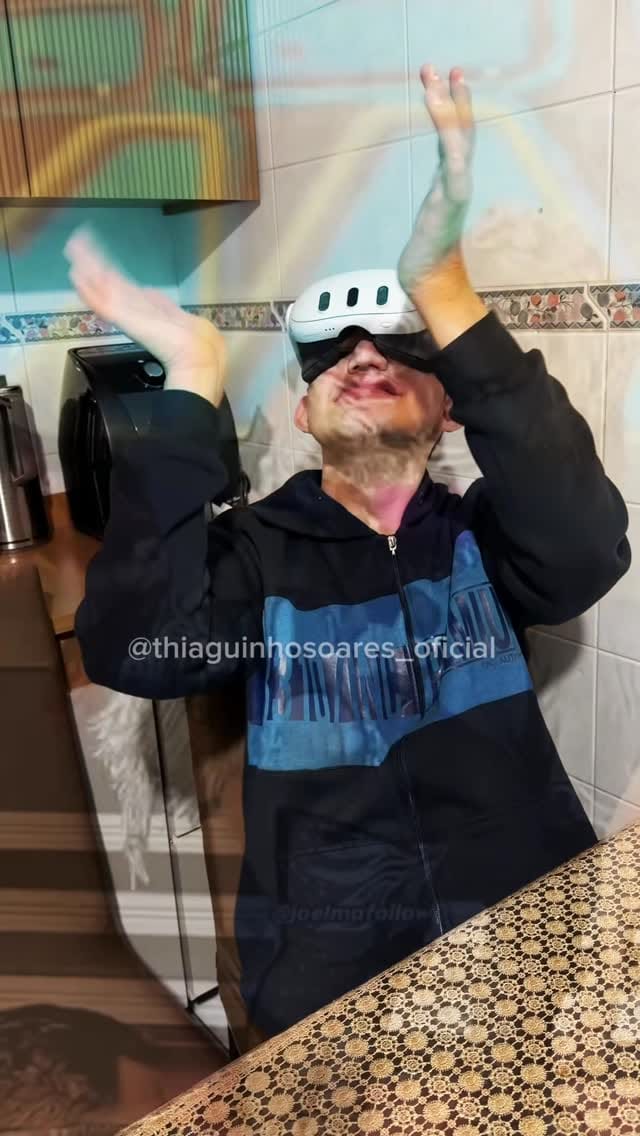 Post 4 by Thiaguinho Soares Oficial on Instagram (video)