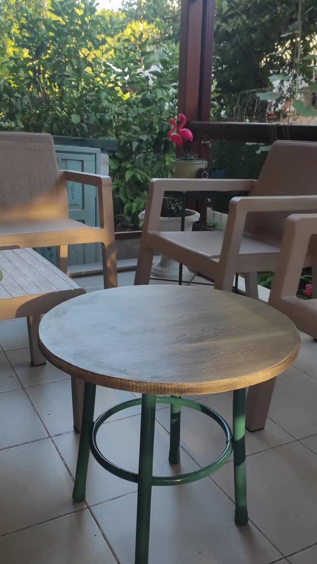 Post 2 by Hale Seven on Instagram (video)