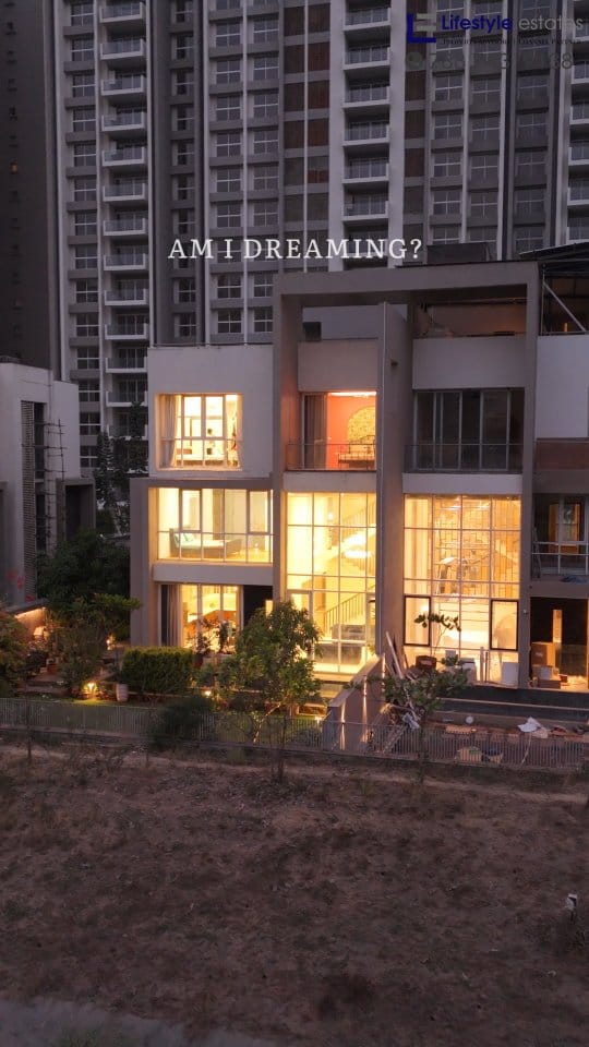 Post 9 by Luxury Real Estate | Resale Expert on Instagram (video)