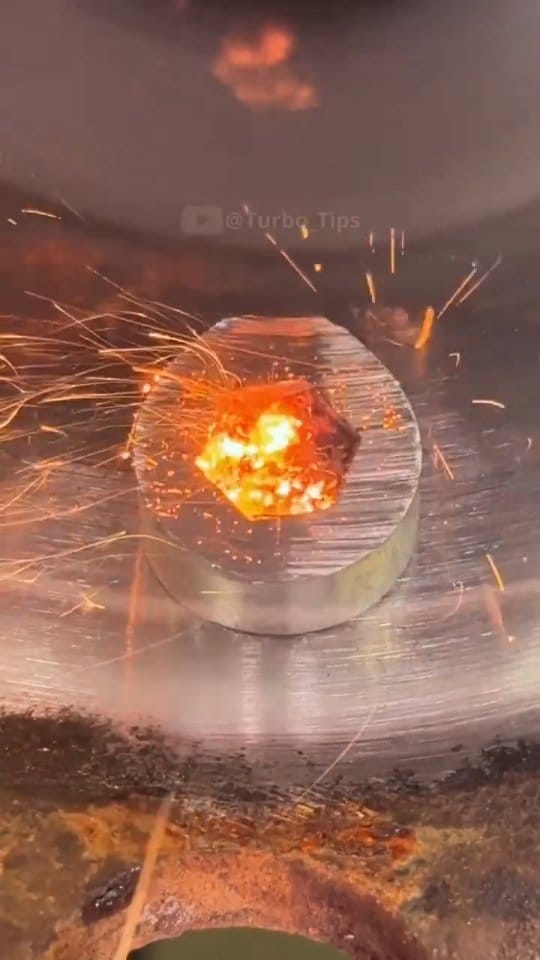 Post 6 by Mechanic.Tech on Instagram (video)
