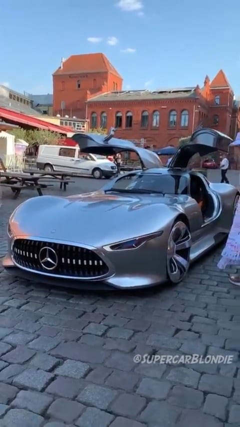 Post 4 by Cars From Around The World 🌍 on Instagram (video)