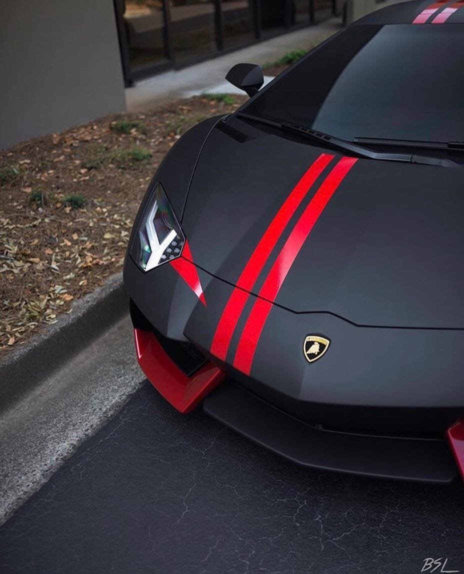 Post 8 by Cars From Around The World 🌍 on Instagram (image)