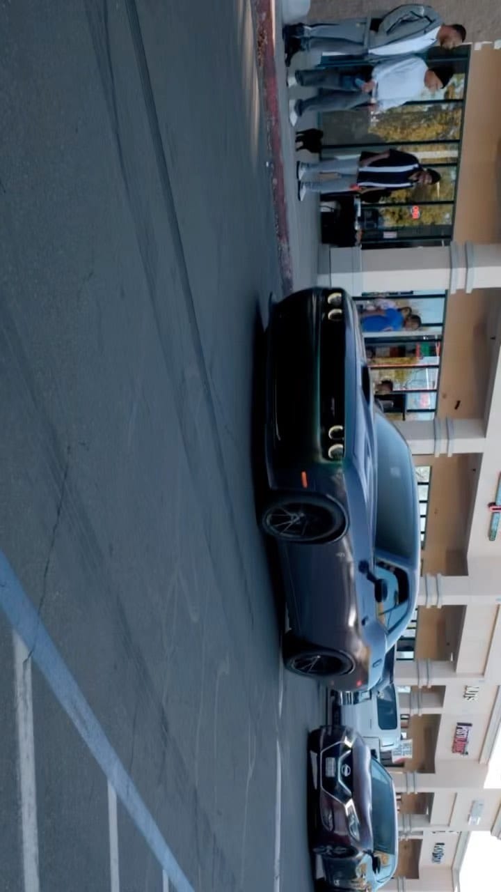 Post 2 by 🏎🚨Ꮲ’Ꮓ ᎳᎾᏒᏞᎠ 🌏🦁 on Instagram (video)