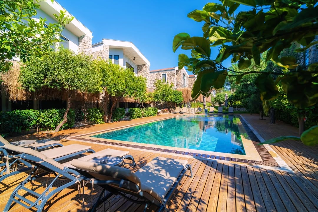 Post 9 by SASAMAARİ SUITES DATÇA on Instagram (carousel)