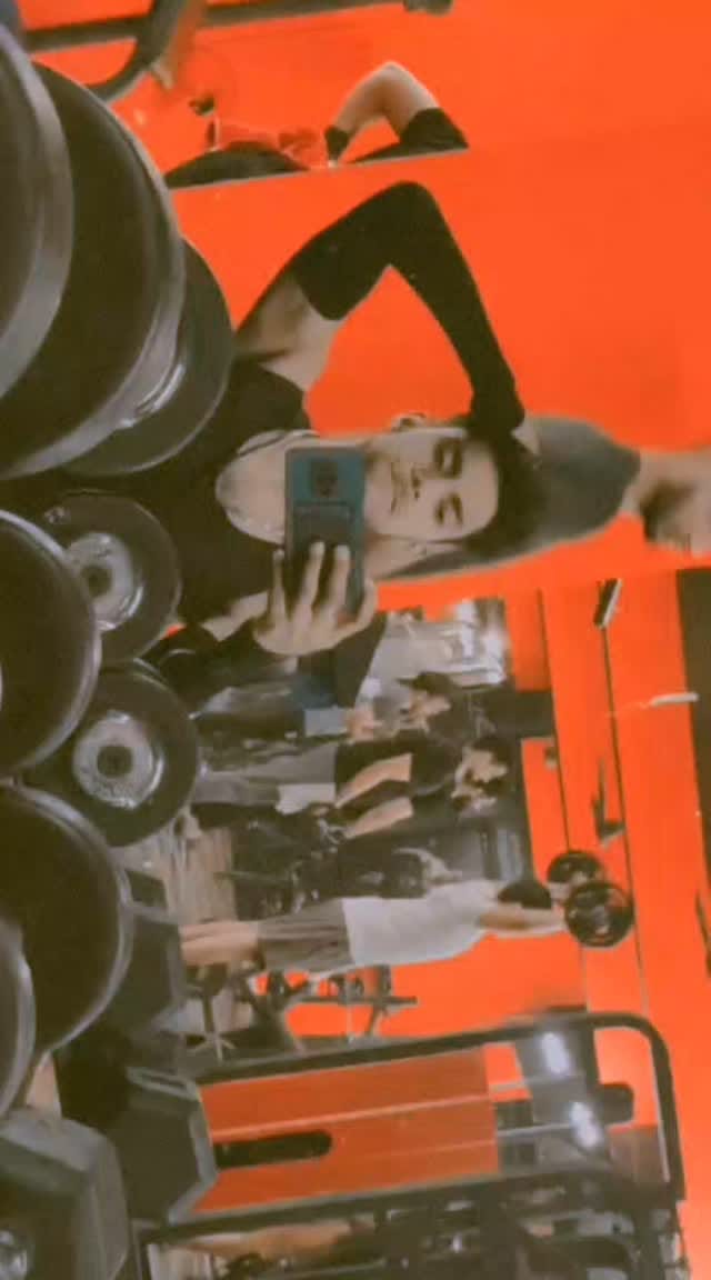 Post 7 by Ａａｒｙａ ｖｅｒｍａ on Instagram (video)