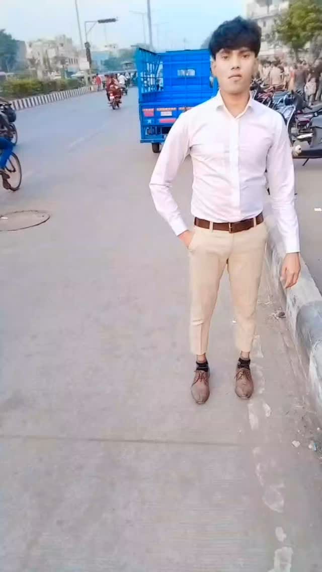 Post 10 by Ａａｒｙａ ｖｅｒｍａ on Instagram (video)