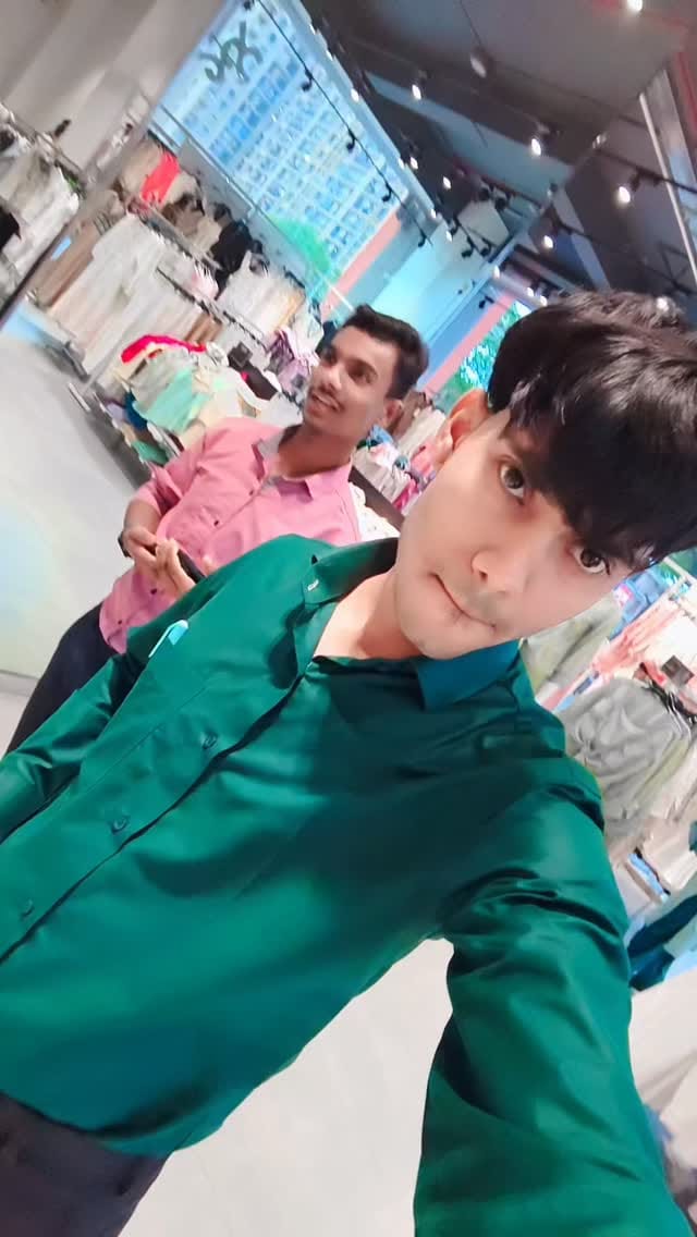 Post 3 by Ａａｒｙａ ｖｅｒｍａ on Instagram (video)