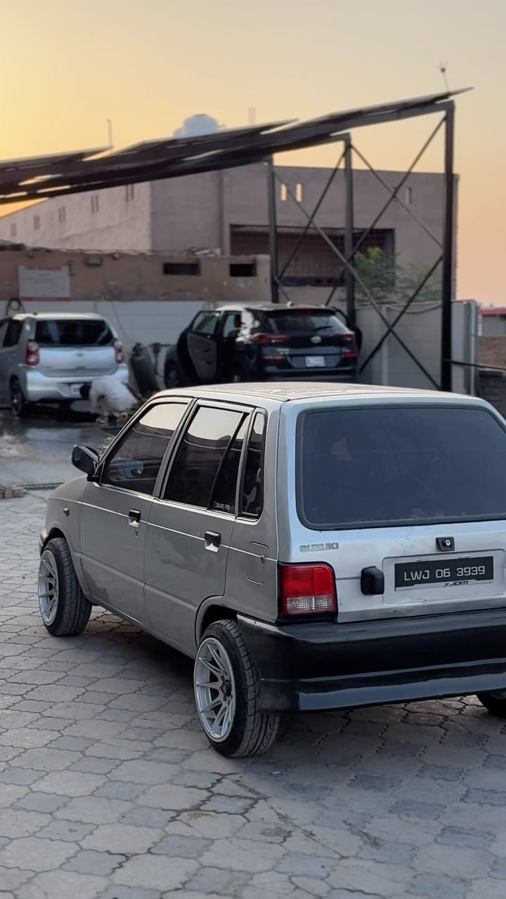 Post 3 by CLUB F8B 🇵🇰 on Instagram (video)