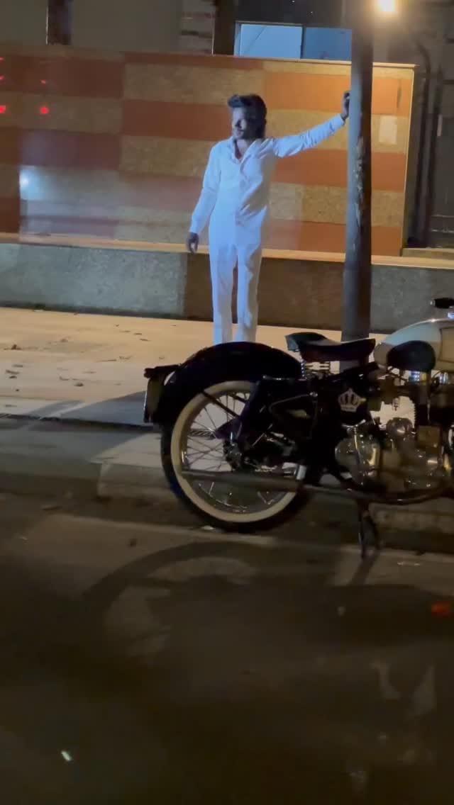 Post 10 by Khadeer Bullet on Instagram (video)