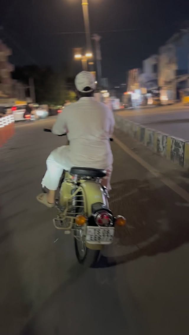 Post 7 by Khadeer Bullet on Instagram (video)