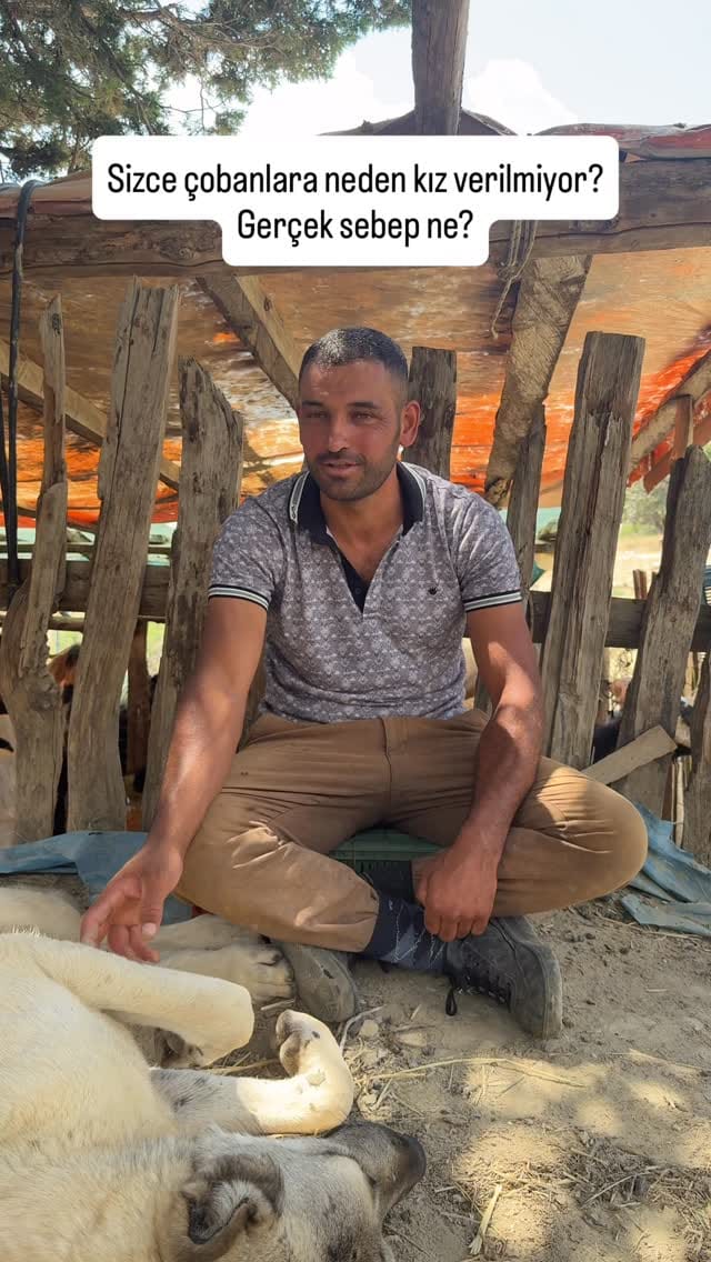 Post 2 by Onur Çinar on Instagram (video)