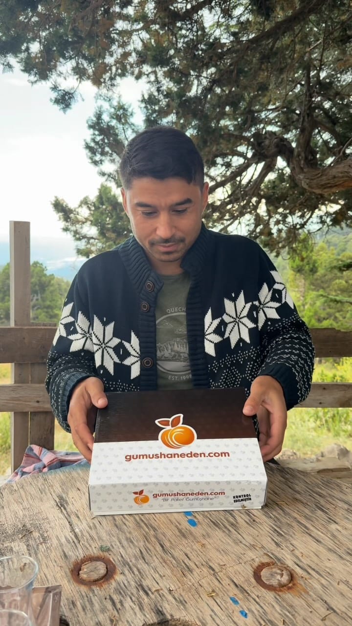 Post 7 by Onur Çinar on Instagram (video)