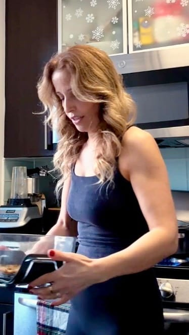 Post 3 by Melike Sani on Instagram (video)