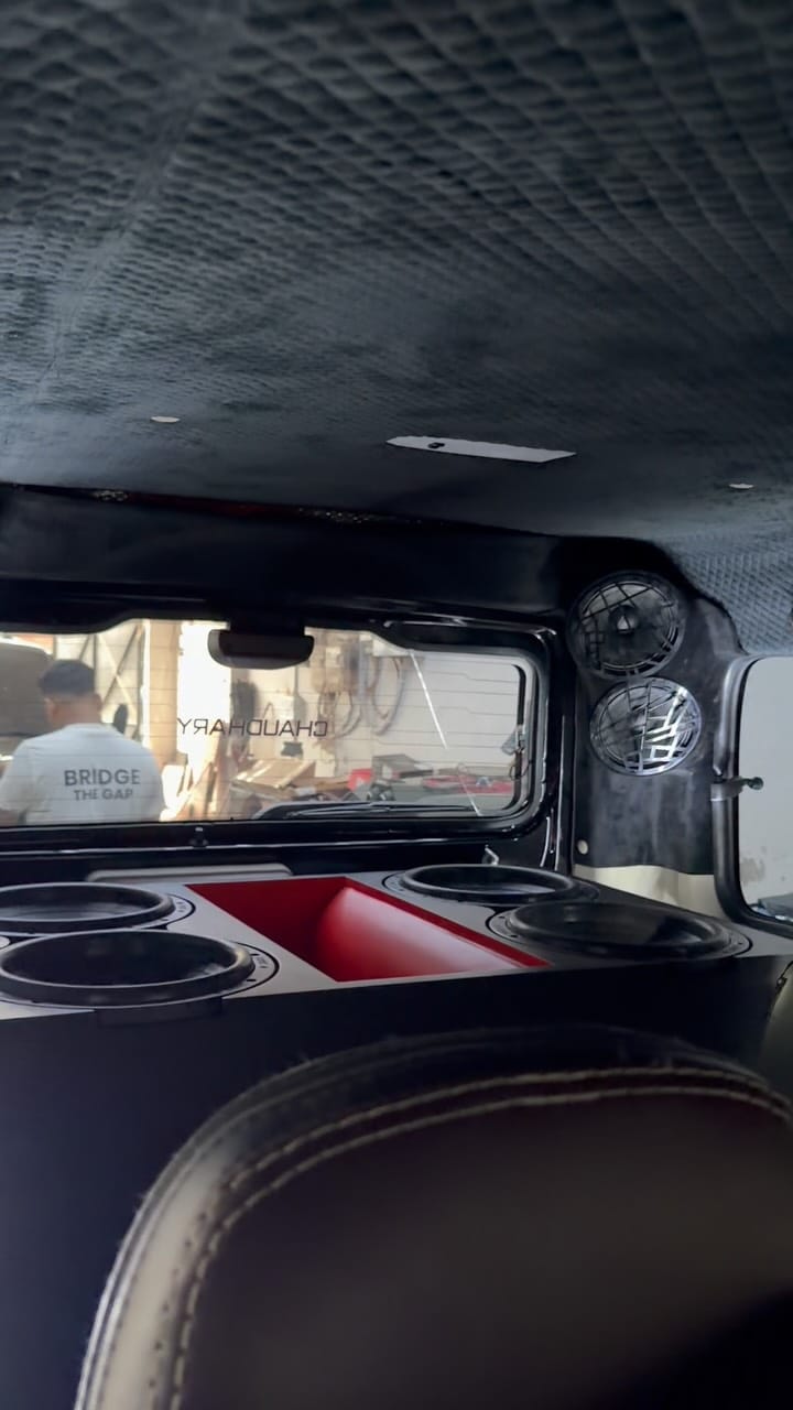 Post 6 by MODS NATION | Noida on Instagram (video)