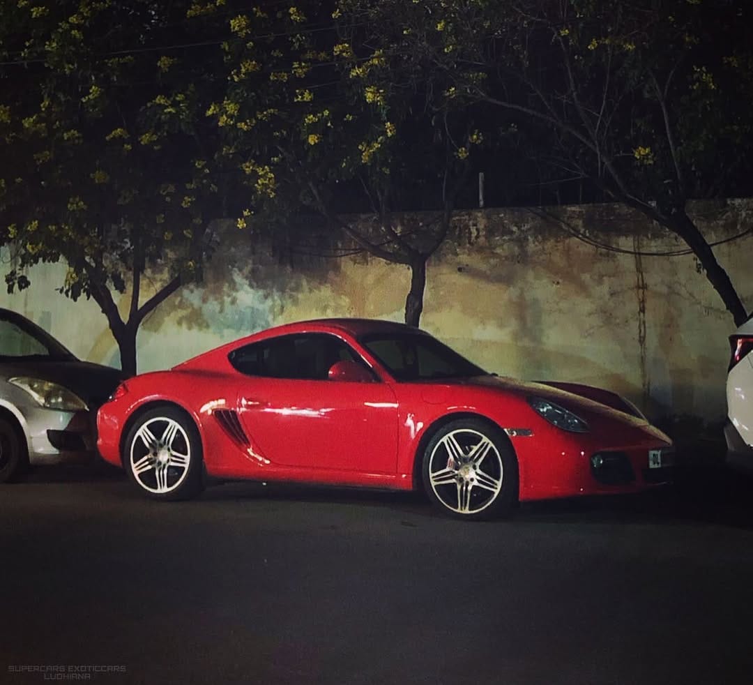 Post 9 by J on Instagram (image)