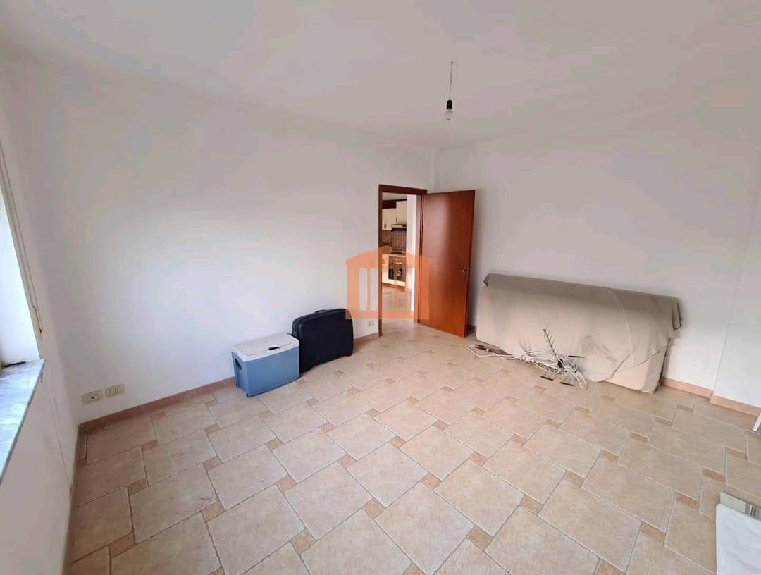 Post 3 by Adrian realestate agent in Albania on Instagram (video)
