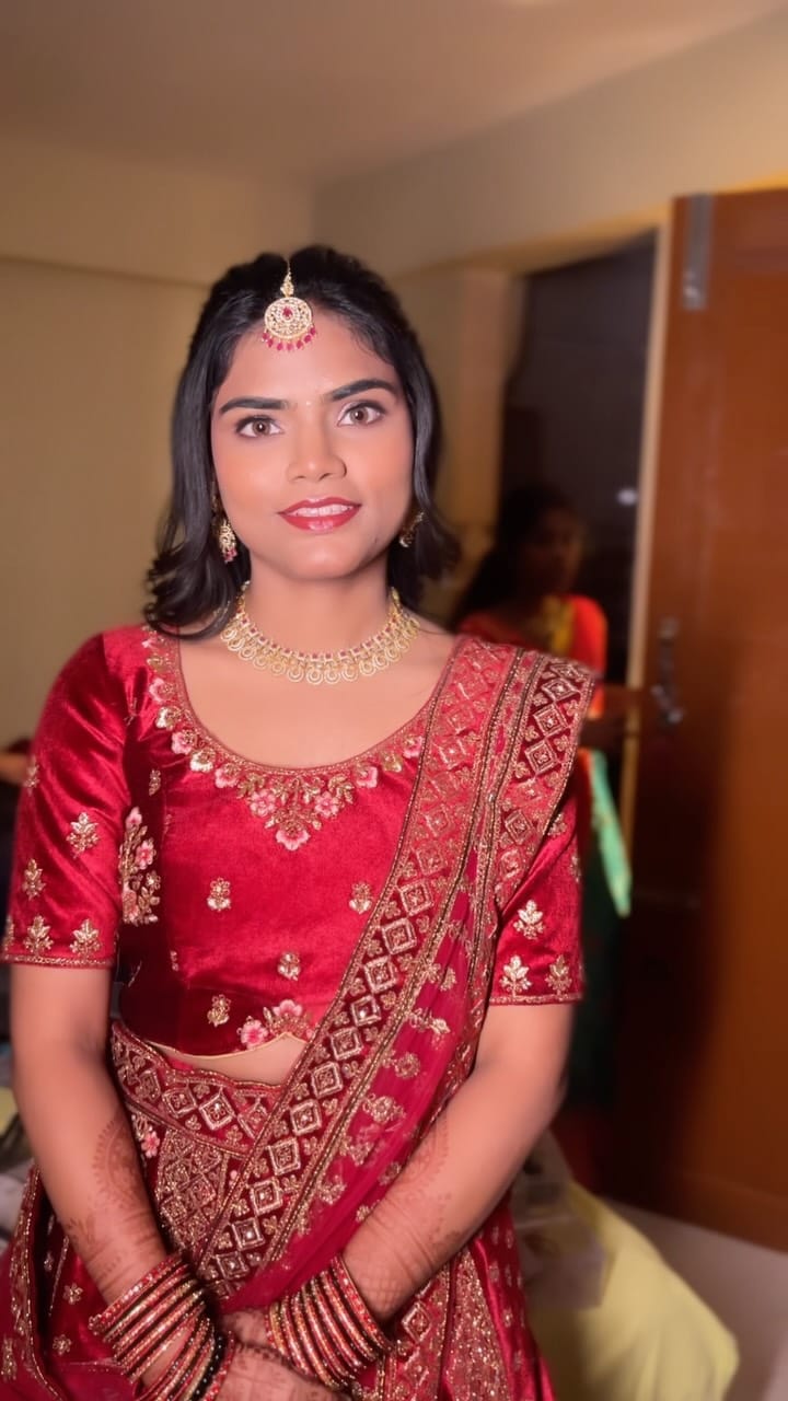 Post 7 by Mahalakshmi Rajendran on Instagram (video)